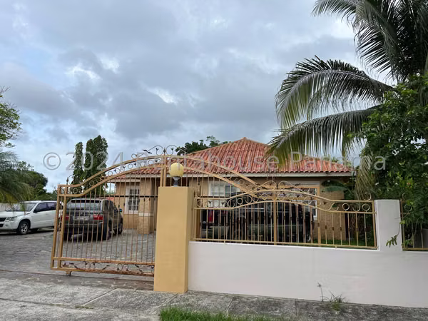 House for sale Las Lajas - YD