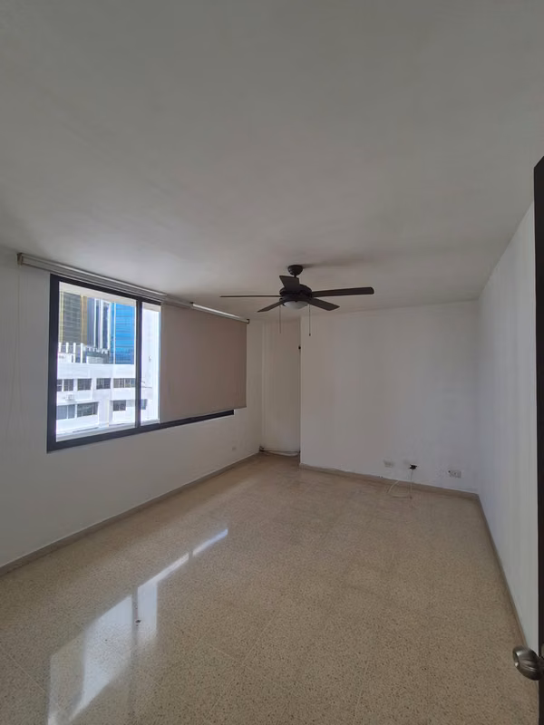 Alquiler o Venta de Amplio Apartamento de 323 m² - P.H. Torre Marbella”