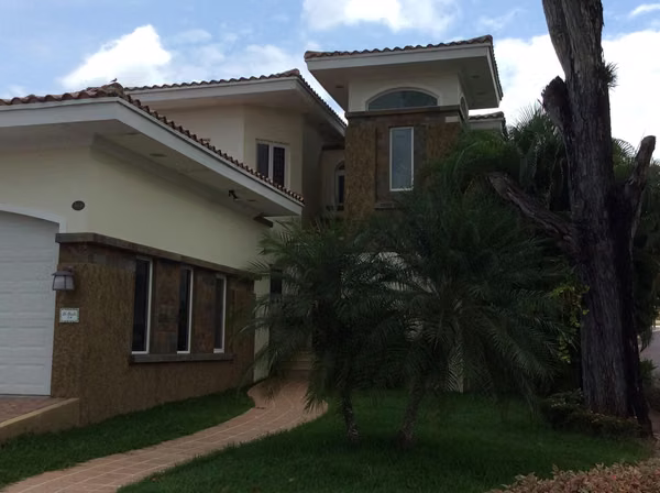 HOUSE FOR RENT IN TUCAN COCOLI HQ