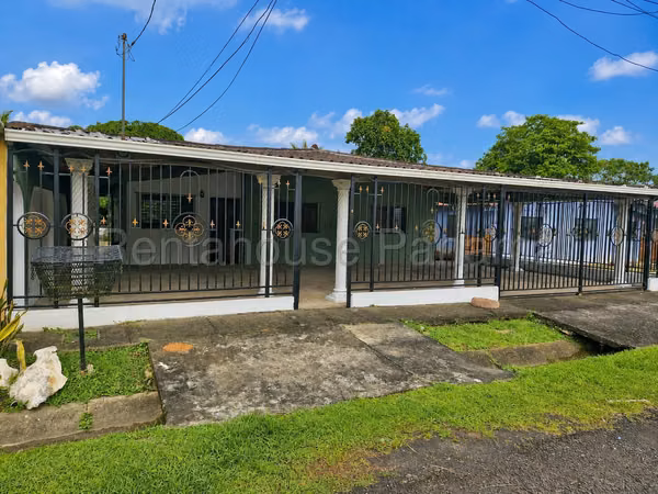 VENTA DE CASA EN CASA LAS CUMBRES HQ