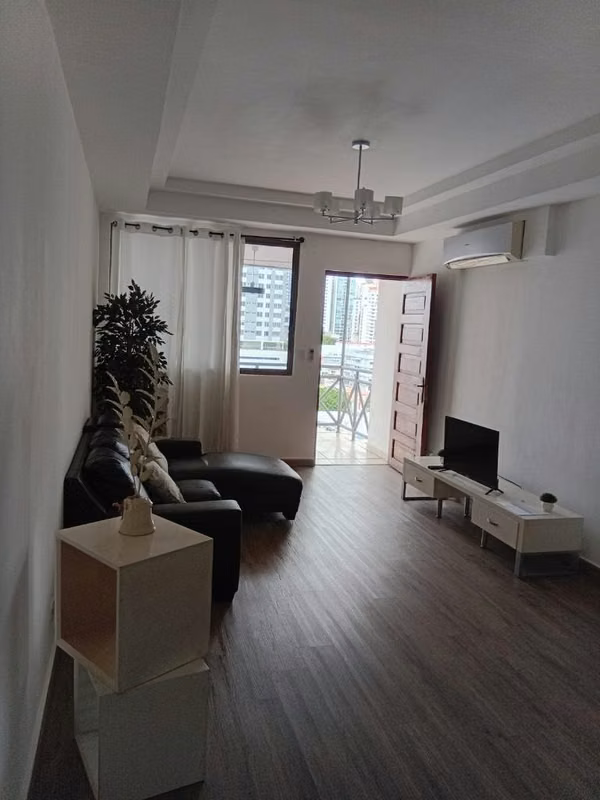 Se vende Apartamento PH. Centenario plaza
