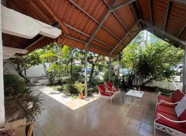  For Sale – Land with House in Coco del Mar, San Francisco