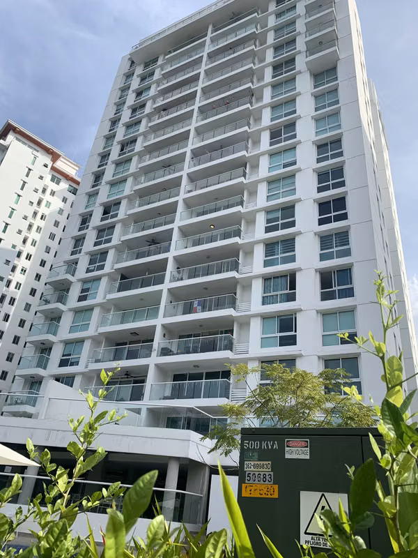 VENDO ESPECTACULAR APARTAMENTO EN CLAYTON PARK