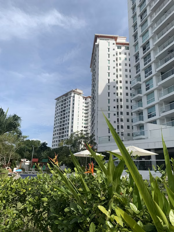 VENDO ESPECTACULAR APARTAMENTO EN CLAYTON PARK