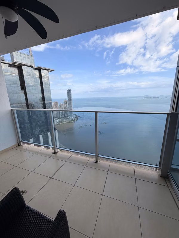 FOR RENT STUNNING APARTMENT SEA VIEW