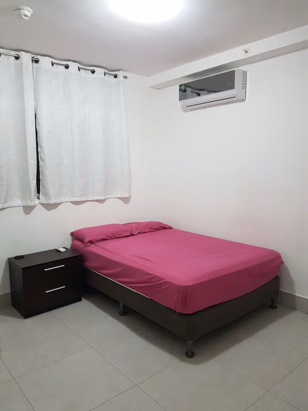 Beautiful Fully Furnished 2-Bedroom Apartment in Edison Park, PH Vivendi Green!