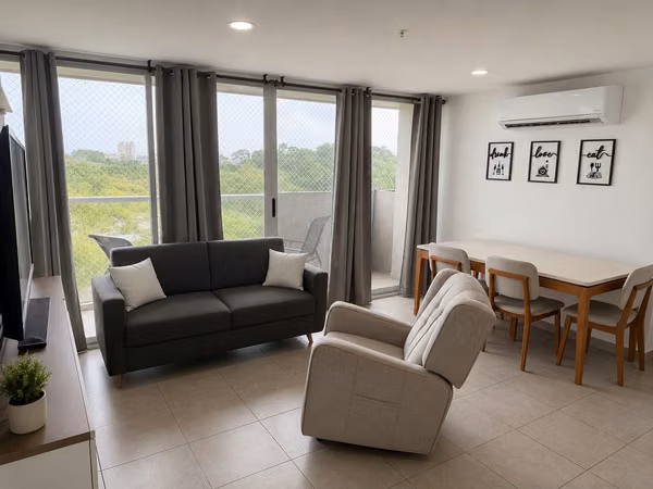 Apartamento en Venta – PH Hacienda Golf, Brisas del Golf