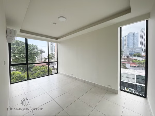Alquiler de Apartamento con Línea Blanca en Coco del Mar