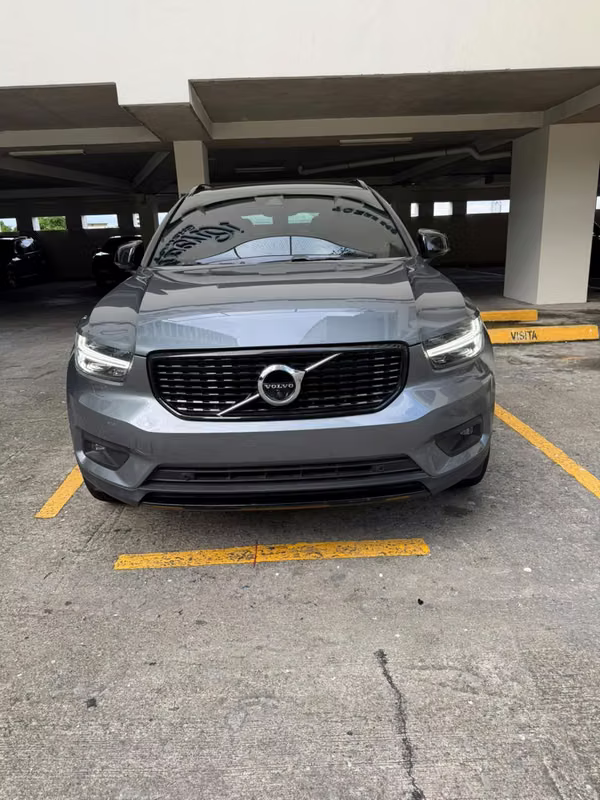 Volvo XC40 T5 R-Design 2019 EXCELENTE CONDICIONES