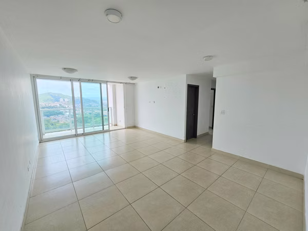 Venta de Apartamento en PH Kings Park 500 - Condado del Rey. Haga una oferta