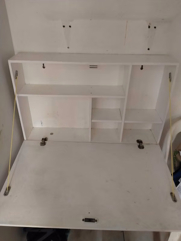 Escritorio flotante