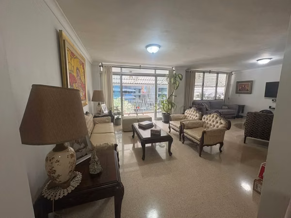 AMPLIO APARTAMENTO EN VENTA EN OBARRIO– Bella Vista - C.J.