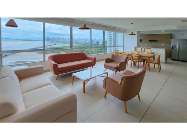 Venta de apartamento en Maui - Costa del Este (OPORTUNIDAD)