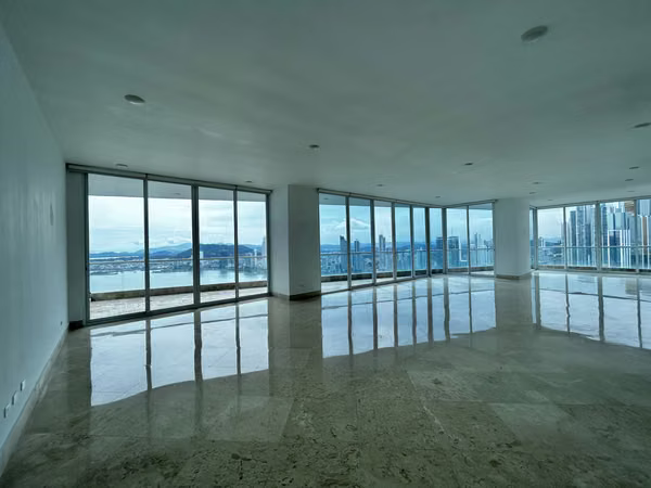 PUNTA PAITILLA - THE POINT -APARTAMENTO de 500 M² - 4 RECAMARAS