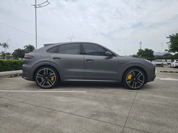 Porsche Cayenne Turbo S E-Hybrid Coupe
