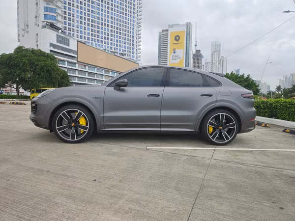Porsche Cayenne Turbo S E-Hybrid Coupe