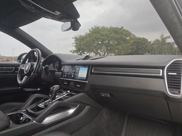 Porsche Cayenne Turbo S E-Hybrid Coupe