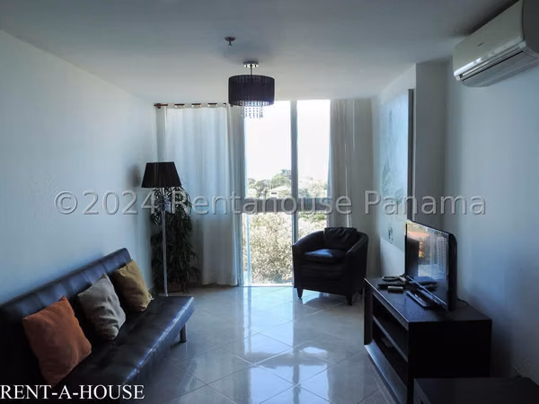 Apartment for Sale in Coronado. 26-195.
