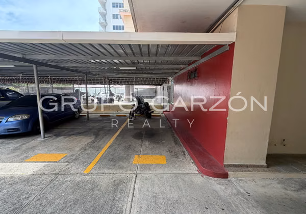 Apartment for sale in El Carmen (PH Edificio Guadalupe)