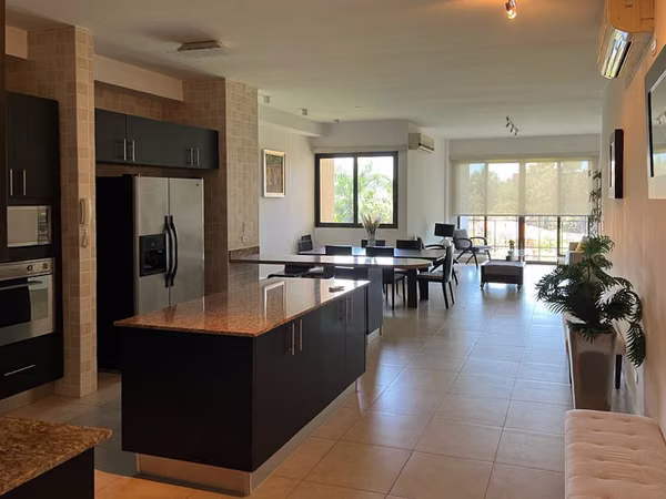 Apartment for Sale in Amador Heights