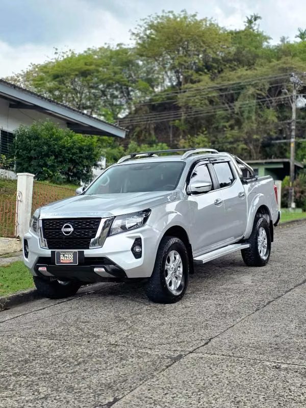 Nissan Frontier 2024 4x4 Diesel Automática 52mil km