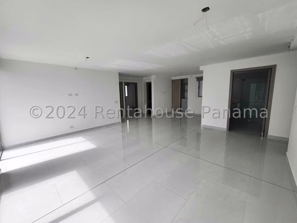 Sale of Apartment with Appliances in El Cangrejo Ph Velure EC