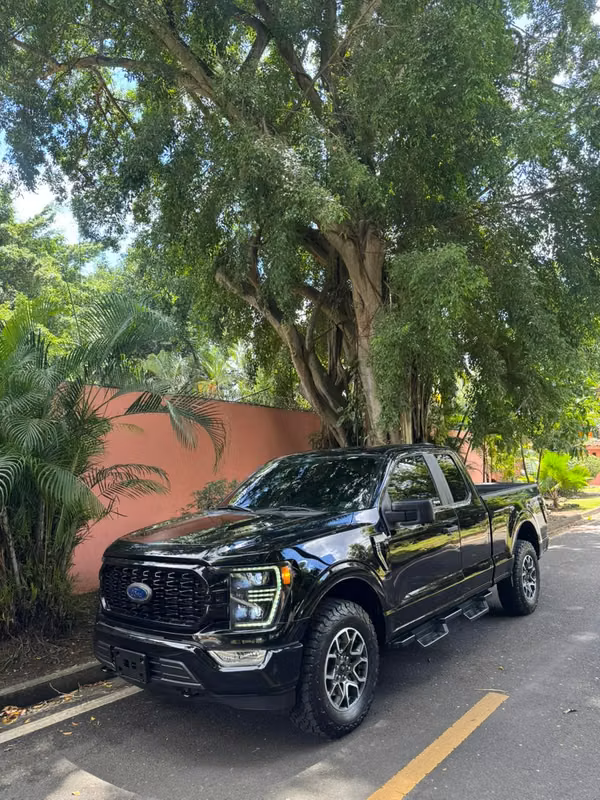 FORD F150 STX 2021 $25,900