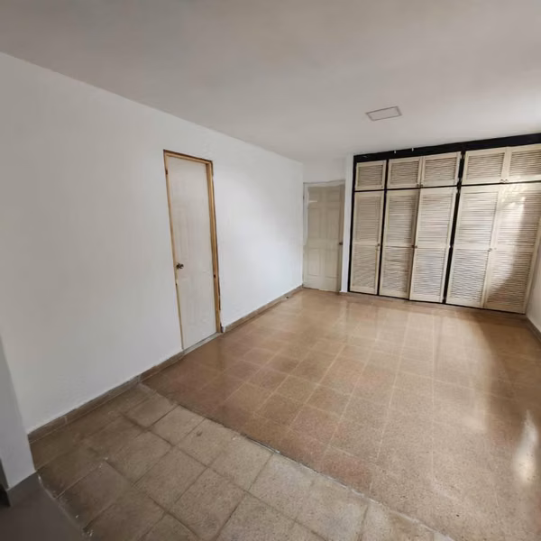 Se alquila Casa en Campo Limberg