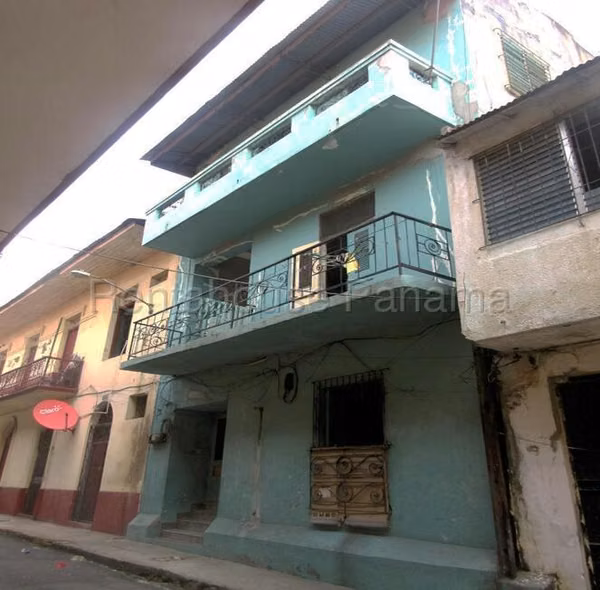 Se Vende Oficina en Casco Antiguo LA26-7089