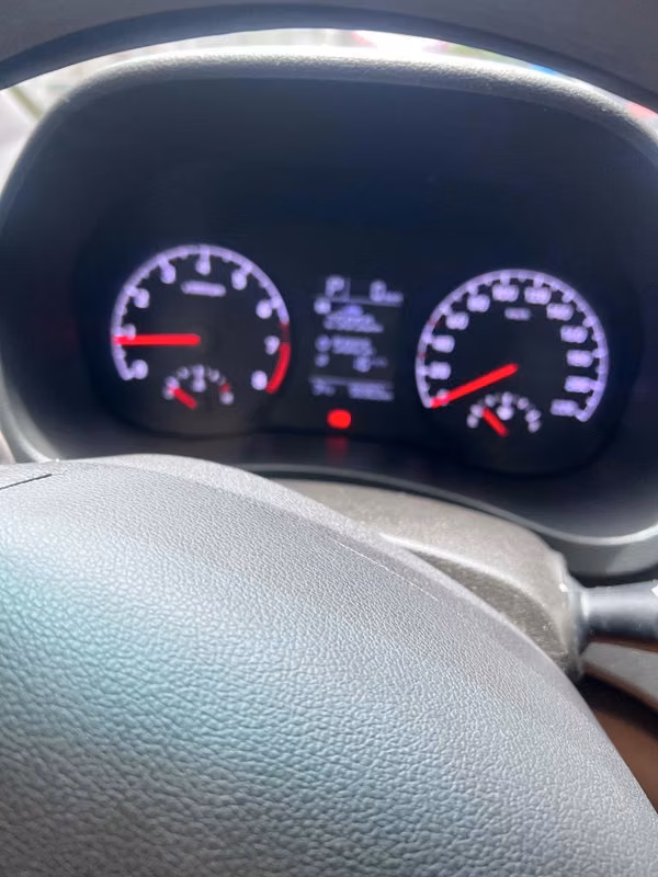 Se vende Hyundai Solaris 2019