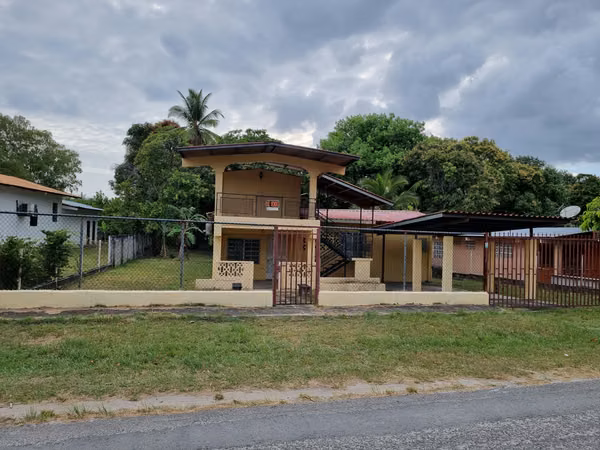 Vendo o alquilo casa en el Higo de San Carlos