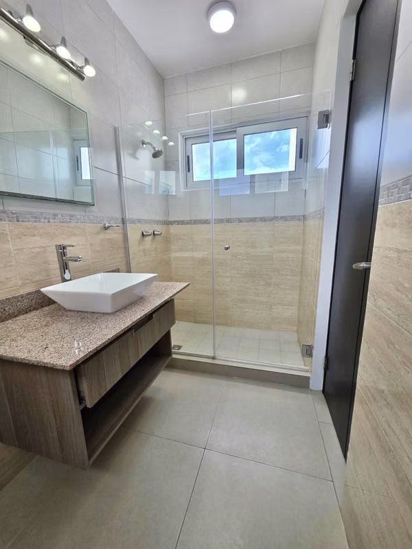 APARTAMENTO EN ALQUILER – MACEDONIA TOWERS