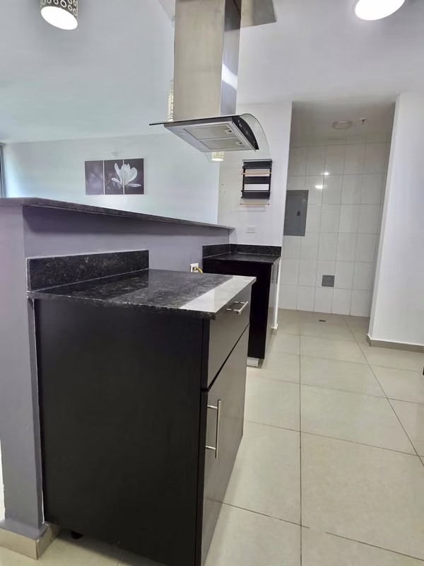 APARTAMENTO EN ALQUILER – MACEDONIA TOWERS