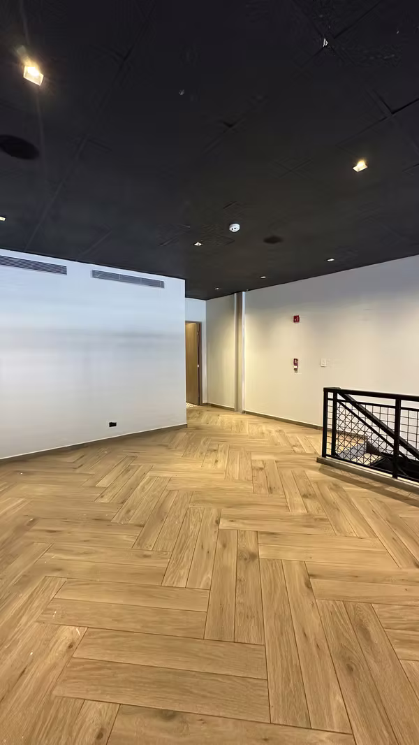  COMMERCIAL SPACE FOR RENT | PLAZA 66