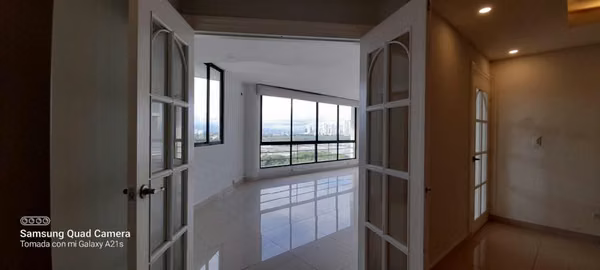 Venta de Apartamento de Lujo en Coco del Mar | Vista al Mar #22-634