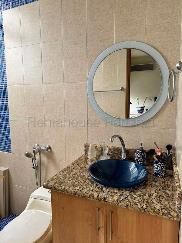 Sale of Exclusive Penthouse in El Carmen