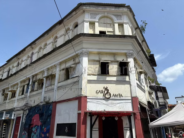 Se Vende Local en Casco Antiguo LA27-1556