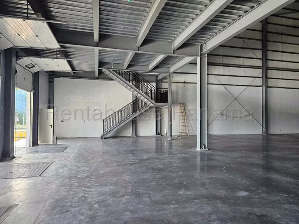 Galley Rental in Ancon Galera Centenario Only Direct Client LFC