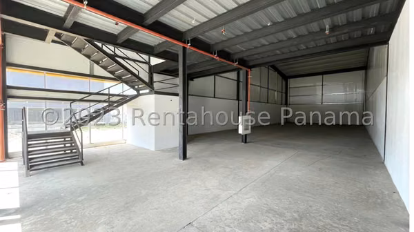 Warehouse Sale in Juan Diaz Panama Distribution LFC Direct Client Only