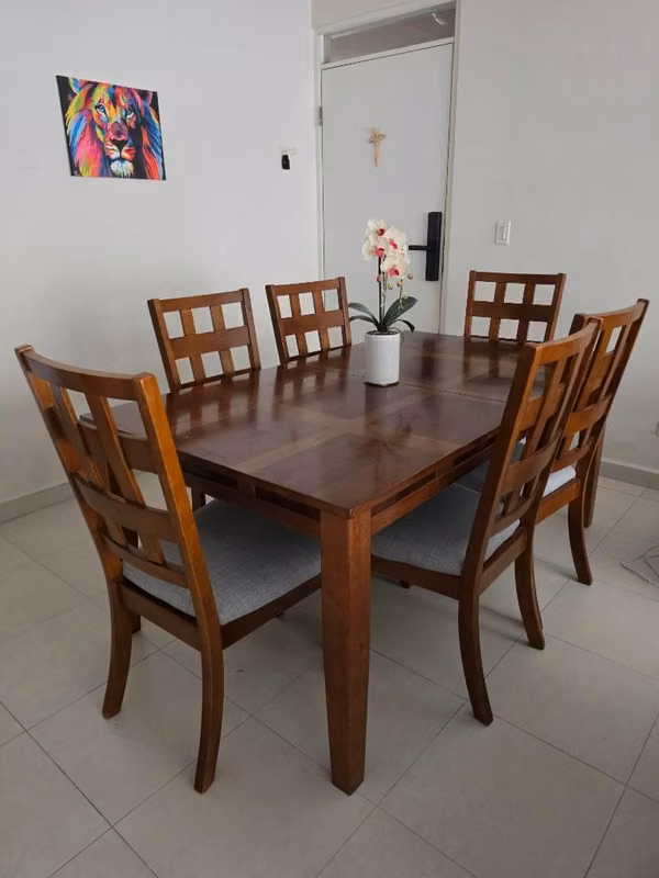 Juego de Comedor Marca Ashely