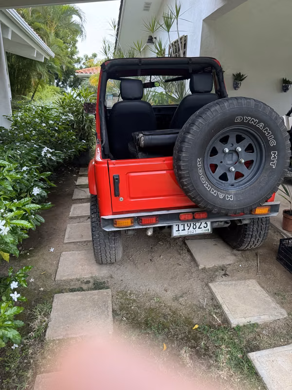 IS SOLD JEEP SUZUKI SAMURAI