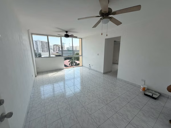 RENTAL APARTMENT IN CARMEN, 2 BEDROOMS, 80M2, ONLY AIR CONDITIONING.