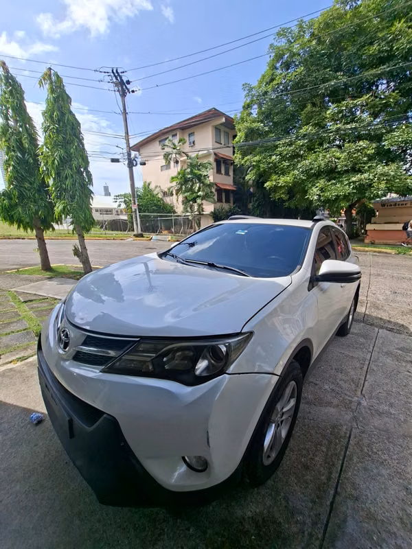 2015 TOYOTA RAV 4