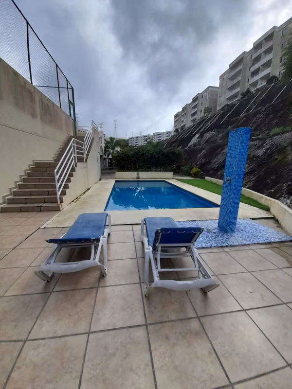 Alquiler negociable, apartamento con bello jardín, de 2 habitaciones en Altamira Gardens