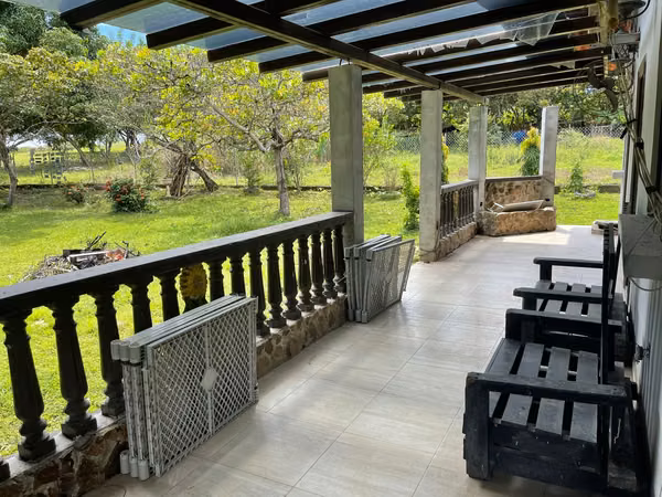 Se Alquila linda casa en Chame