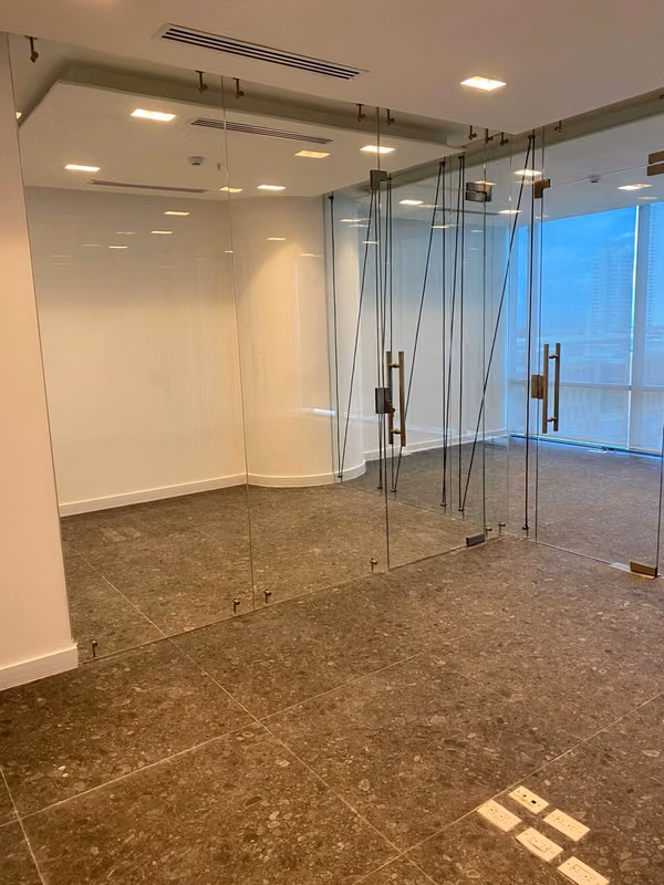EXCELLENT SALE OFFICE - PH TIME SQUARE - EAST COAST