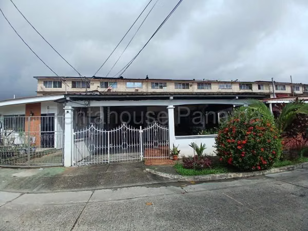 SALE OF HOUSE IN LIMBERG FIELD