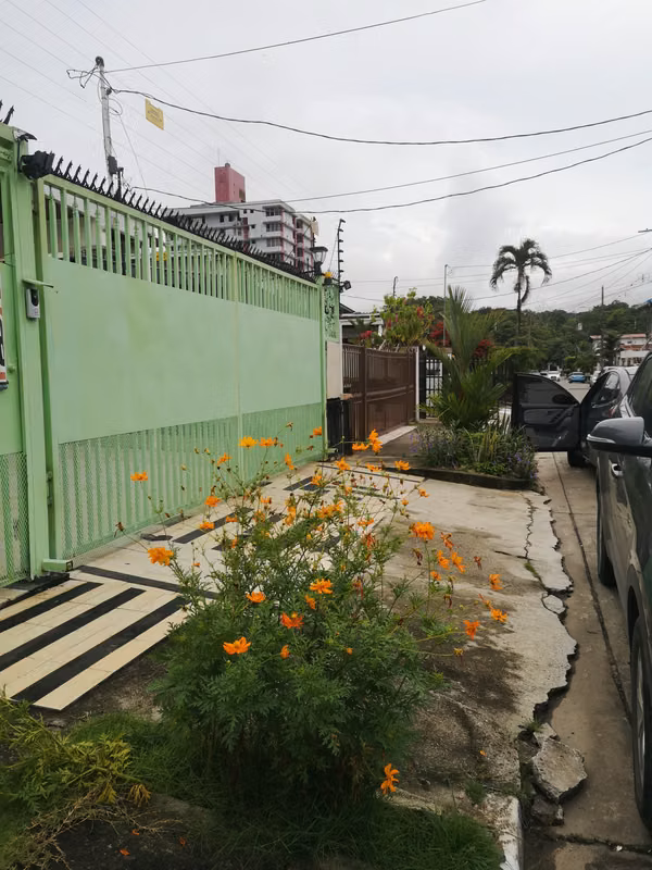 SOLD HOUSE THE GOLDEN BETHANIA 3 ROOMS