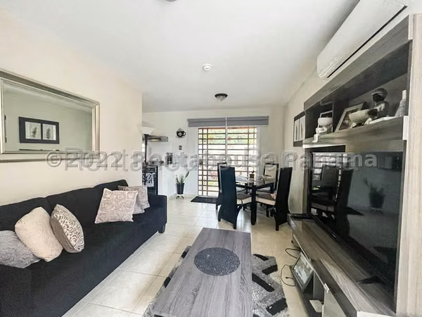 House for Sale in Chorrera. 27-1883.
