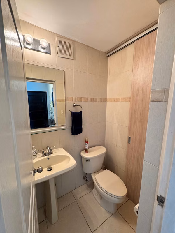 FURNISHED APARTMENT FOR RENT – MARBELLA / AVENIDA BALBOA (available September 18) - C.J.